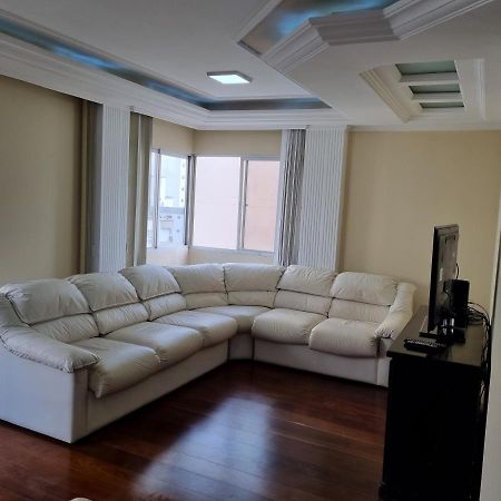 Apto Av Brasil Quadra mar Balneario Camboriu Exterior foto